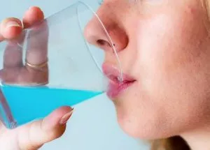 Mundwasser gegen Mundgeruch